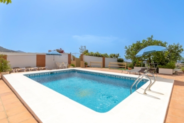 Coqueta casa de vacaciones con mirador desde la terraza