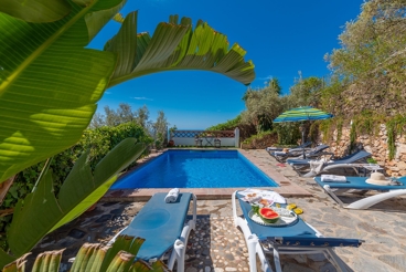 Villa with rustic decoration and sea views in Frigiliana