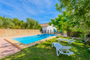 Espaciosa casa rural con gran patio exterior