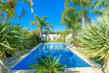 Moderne Finca mit tollem Garten an der Costa de la Luz