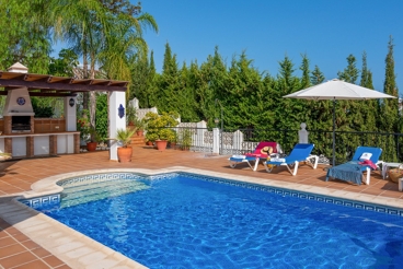 Charmante luxe villa in Frigiliana, in de buurt van het strand