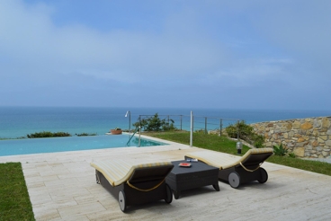 Villa de lujo con piscina interior, sauna y vistas de ensueño en la Costa de la Luz