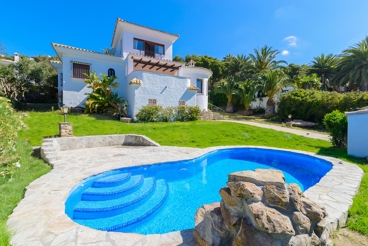 Elegante Villa mit traumhafter Aussicht auf die Costa de la Luz