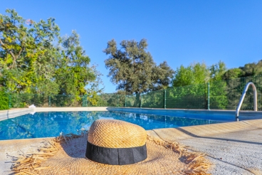 Villa avec jardin et barbecue à Aroche