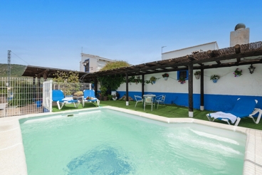 Finca im Landhaus-Stil mit privatem Pool für 18 Personen