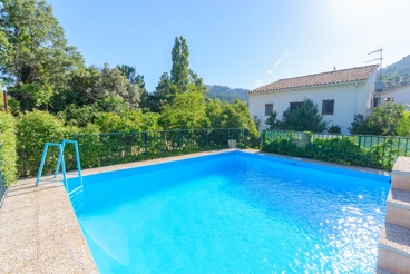 Rural Cortijo for 20 people located in the Sierra de Segura