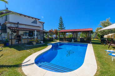 Mesmerising villa for families near Caminito del Rey