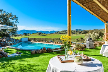 Fantástica casa de estilo andaluz en plena naturaleza