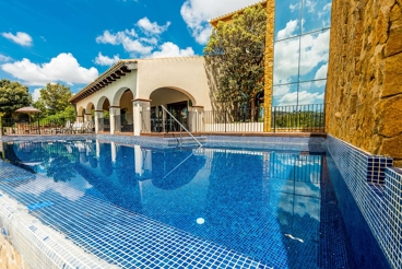 Impressive luxury villa near the Torcal of Antequera