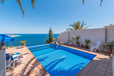 Maison de vacances avec superbe piscine Infinity sur la côte tropicale