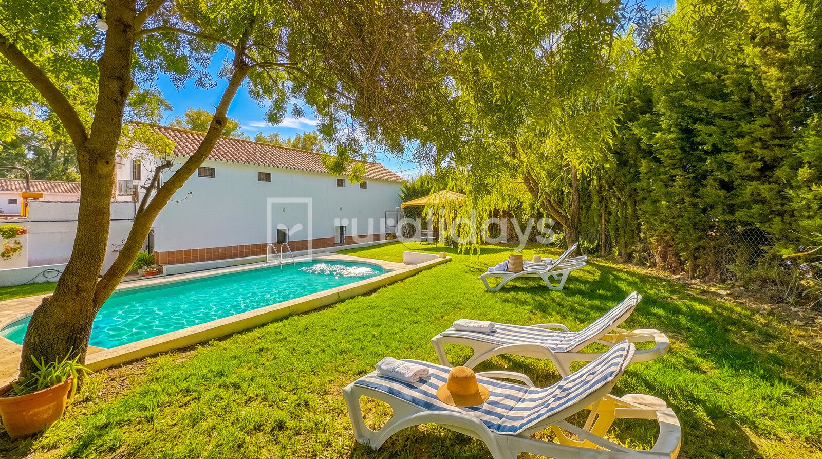Casa rural Malaga Andalucía para 14 personas