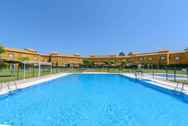 Holiday apartment for families 4 km from the beaches on the Costa de la Luz