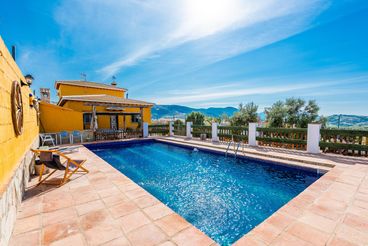 Casa rural Malaga Andalucía para 12 personas
