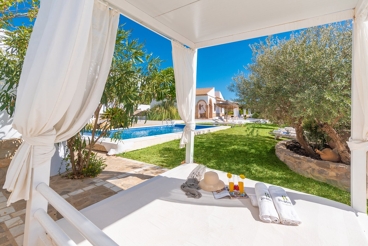Vakantiehuis met prachtige tuin en fraai uitzicht vlakbij Antequera