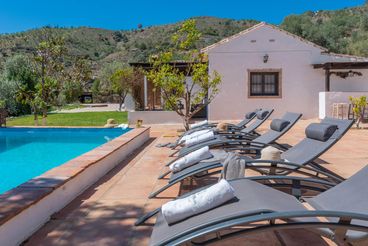 Casa rural Antequera Andalucía para 12 personas