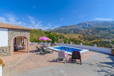 Traumhaftes Ferienhaus mit atemberaubender Aussicht in der Provinz Malaga