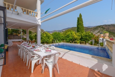Schönes Ferienhaus in Cónchar, mit Pool und Grill