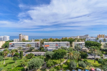 Lichtdurchflutete Ferienwohnung in Torremolinos für 2 Personen