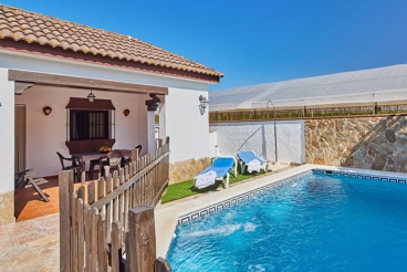 Casa con piscina vallada a 4 km de la playa en Conil de la Frontera