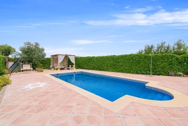 Mooi vakantiehuis met omheinde tuin, op 5 km van Antequera