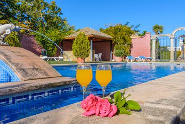 Pittoresque villa avec terrasse et jolis extérieurs dans le coeur de l'Andalousie