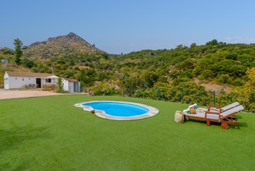 Charmante maison de vacances avec cuisine extérieure, idéale pour un couple