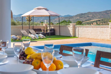 Traumhaftes Ferienhaus mit geräumiger Terrasse und schöner Aussicht