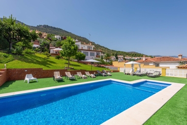 Casa de vacaciones todo confort con piscina climatizada cerca de Málaga