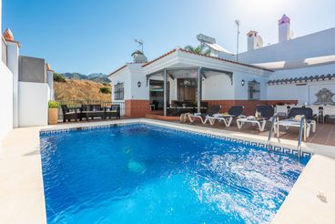 Casa rural Nerja Costa del Sol Andalucía para 9 personas