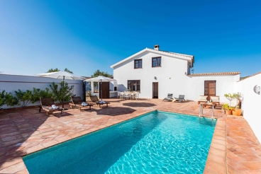 Traumhaftes Ferienhaus mit eingezäunter Terrasse und atemberaubender Aussicht