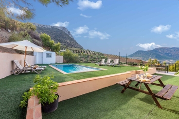 Maison de vacances avec terrasse panoramique près des villages blancs de Cadix