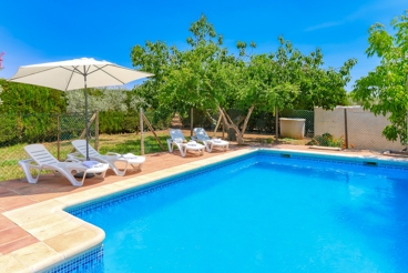 Acogedora casa rural con piscina vallada en Ronda