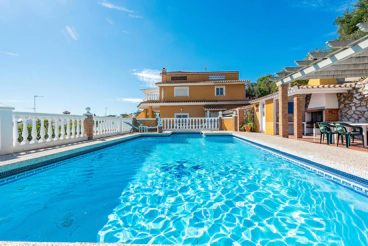 Wunderschönes Ferienhaus mit herrlicher Aussicht - 14 km von Malaga