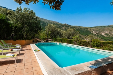 Vakantiehuis met zwembad en tuin in Los Villares