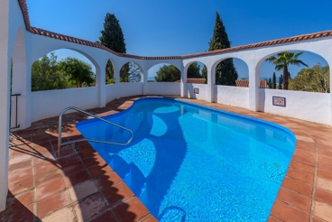 Ferienhaus mit Garten und beheiztem Pool in Frigiliana