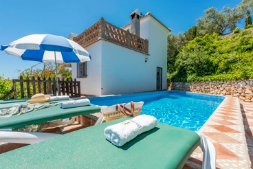 Ferienhaus mit Blick auf die Berge in Competa - für 6 Personen