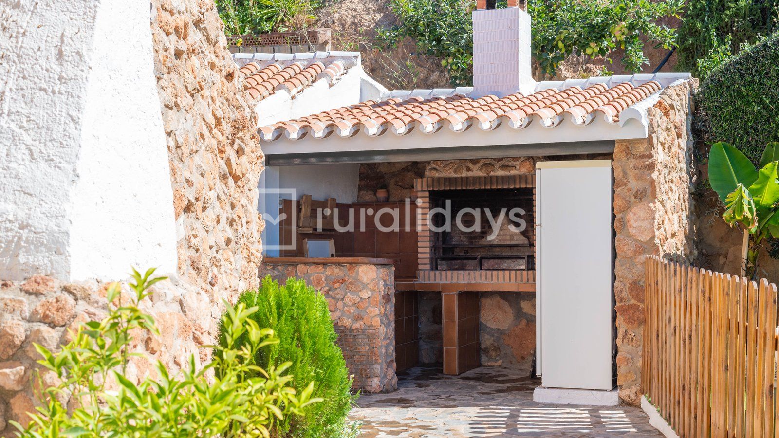 Villa Gran Solano Colmenar by Ruralidays