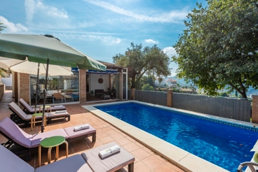 Maison de vacances avec piscine chauffée sur demande à Canillas de Albaida