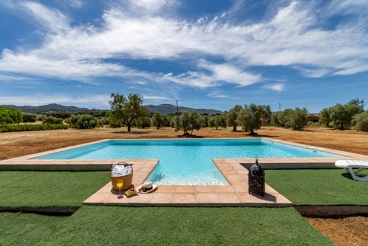 Vakantiehuis met zwembad en tuin in Ronda