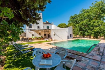 Ferienhaus mit großem Außenbereich in der Provinz Sevilla