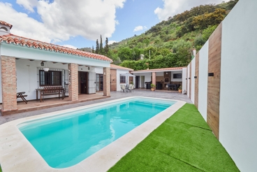 Casa Rural con chimenea y barbacoa en Málaga