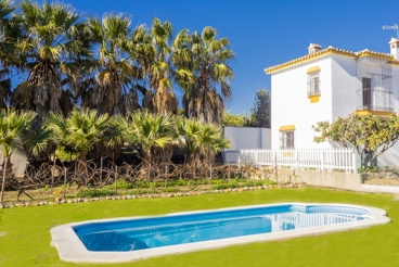 Villa près de la mer avec jardin et piscine à Cártama