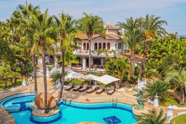 Vakantiehuis met tuin en zwembad in Alhaurín el Grande
