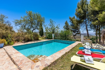 Villa avec piscine et Wifi à Íllora