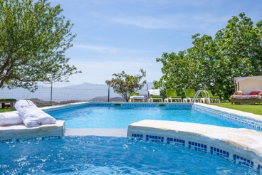 Villa près de la mer avec jacuzzi et piscine à Bédar