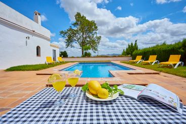 Casa rural Cádiz Andalucía para 19 personas