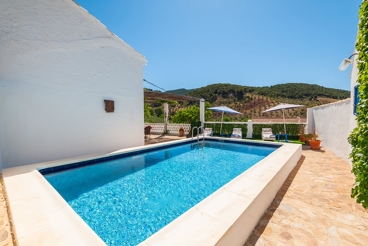 Vakantiehuis met zwembad in Belmez de la Moraleda