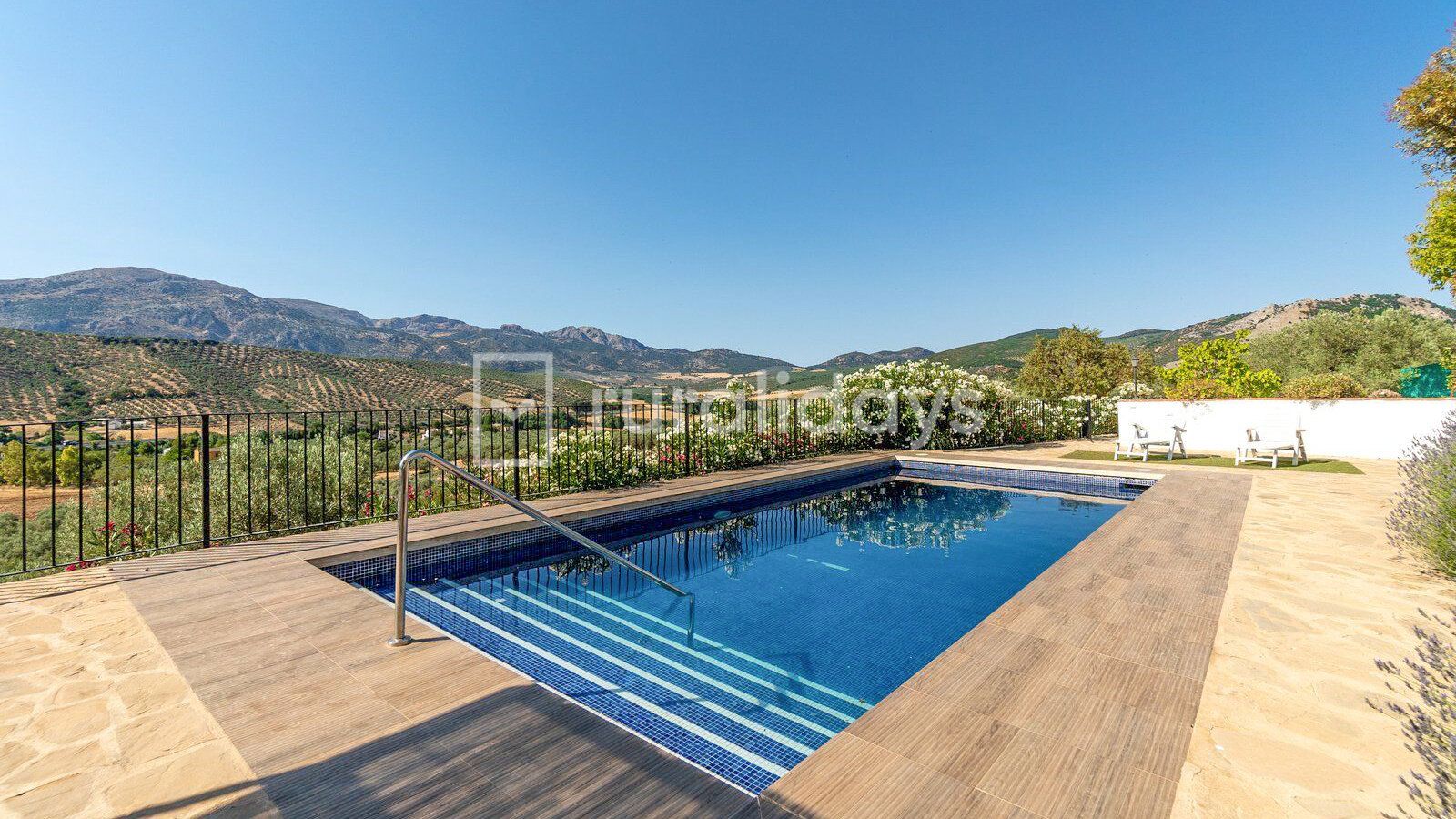 Casa rural Malaga Andalucía para 8 personas