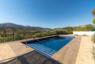 Villa avec piscine et barbecue à Villanueva del Rosario