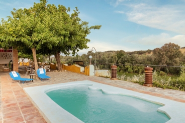 Vakantiehuis met barbecue en zwembad in Villafranca de Córdoba